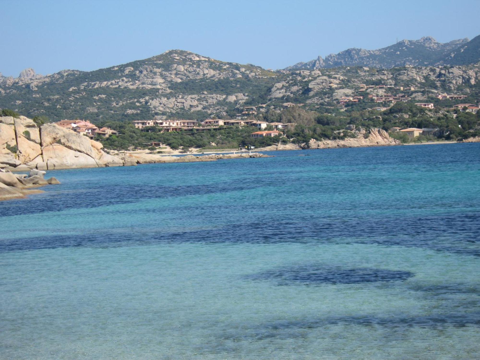 Hotel Villa Gemella Baja Sardinia Exterior photo